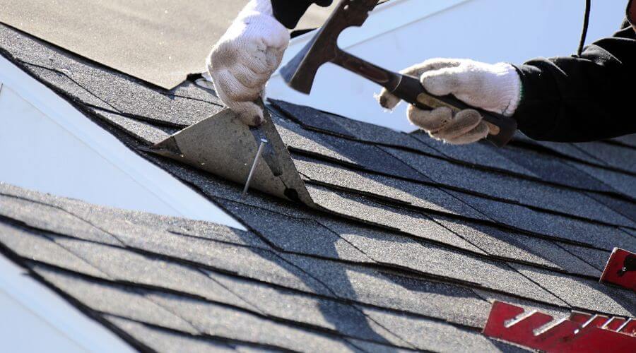 Professional metal roof installation in Saint David, IL